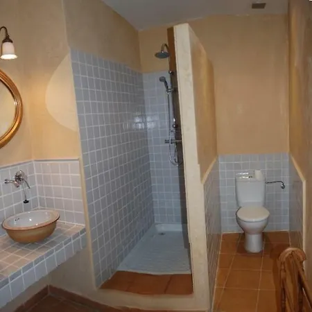 Ca La Maria D'orriols Tatil Evi *